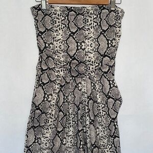 Haley & June Strapless Snakeskin Print Romper size Medium EUC